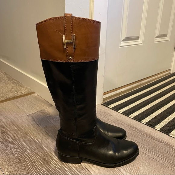 Tommy Hilfiger Shyanne Equestrian Tall Knee High Two Tone Riding Boots Size 7.5 - Picture 1 of 14